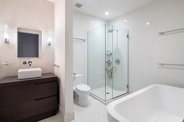 Sold by Compass | media 27