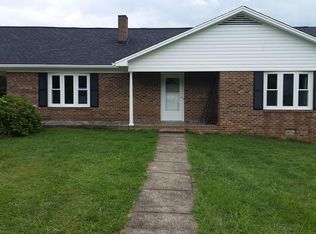 3844 Pine Ridge Rd, Lowgap, NC 27024