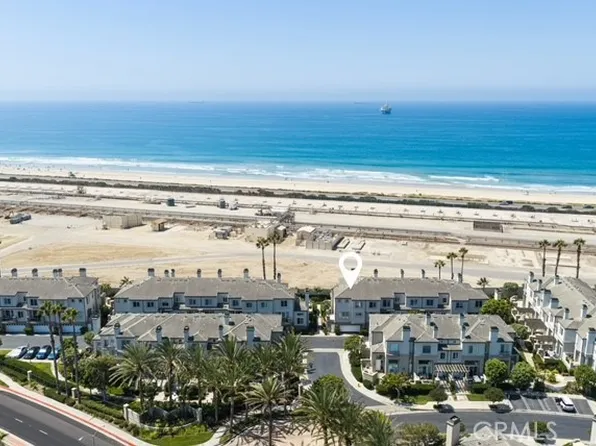 19427 Surfset Dr, Huntington Beach, CA 92648