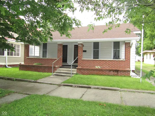 206 W Main St, Ladoga, IN 47954