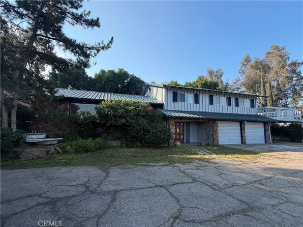 1072 E Worth Ave, Porterville, CA 93257