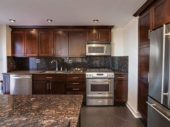 5th image of 225 Saint Pauls Ave APT 15K