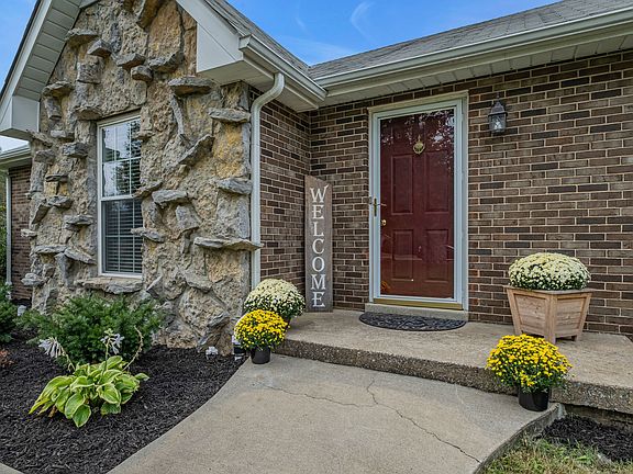 4th image of 117 Oakland Dr
