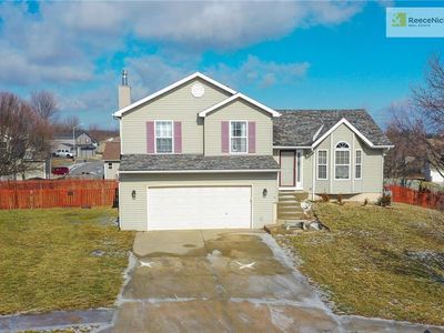 1706 NE 101st Ct, Kansas City, MO, 64155