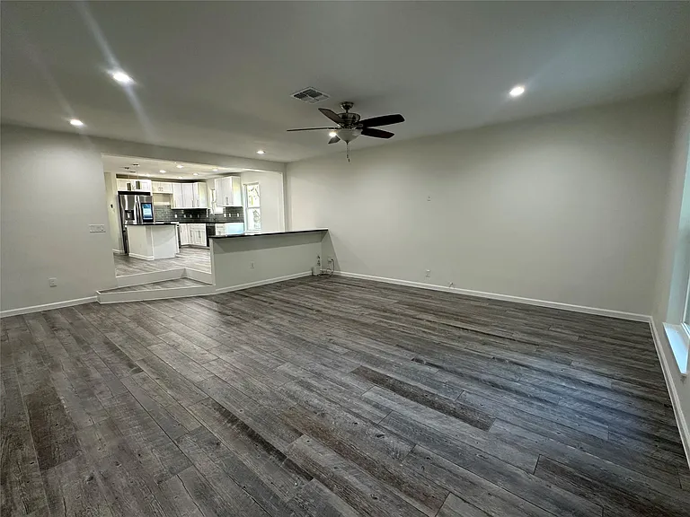 908 Plateau Cir — Photo 5