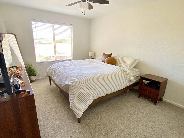 9241 Weeping Willow Ct — Photo 7