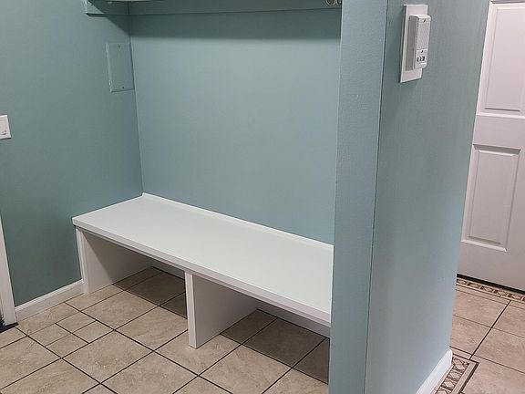 4th image of 606 Lynn Ave Unit 18
