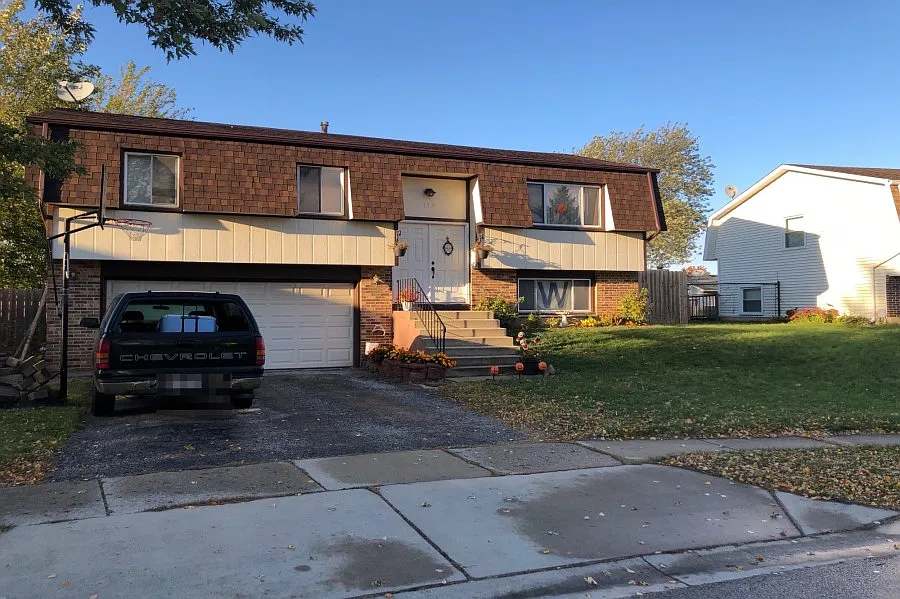 112 Placid Ave photo 1