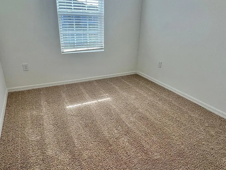 3591 Davenport Creek Ct — Photo 15