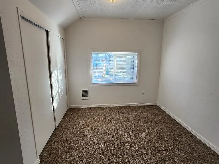 2230 Main St — Photo 13