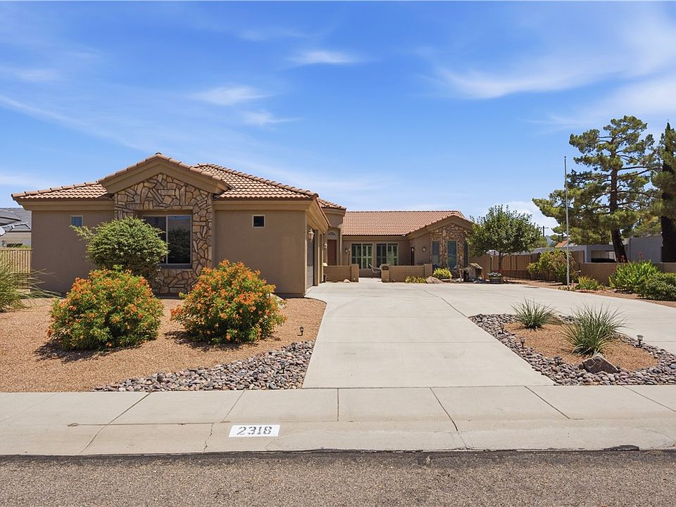 1st image of 2318 Golf Drive