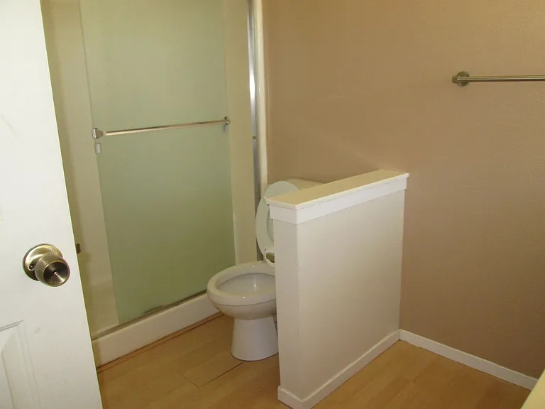 927 Lobelia Ln — Photo 11