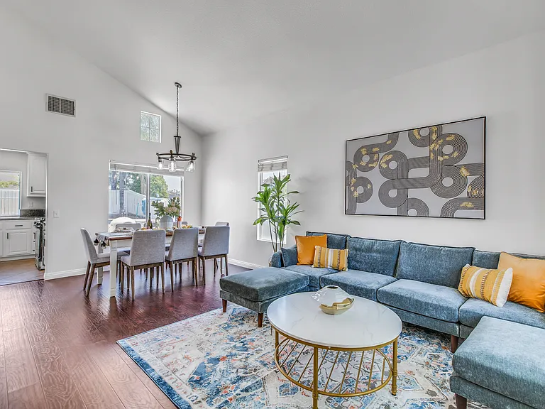 7642 Northrop Dr — Photo 17