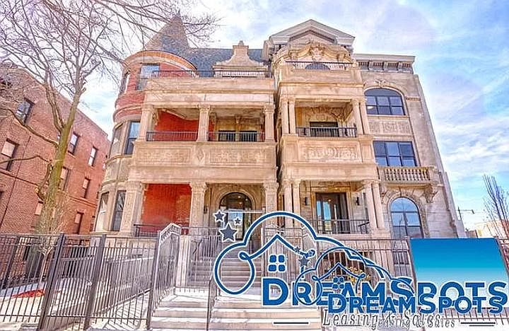 1st image of 4710-9 S King Dr #203