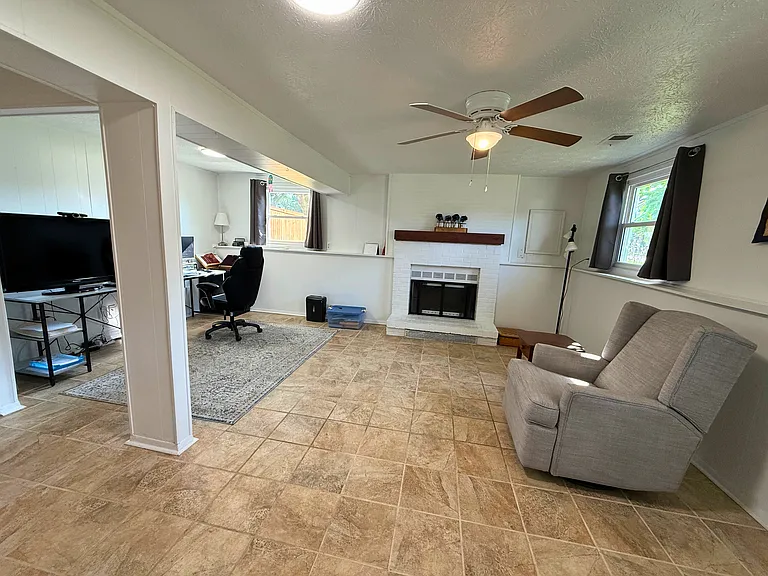 1478 Eden Dr — Photo 15