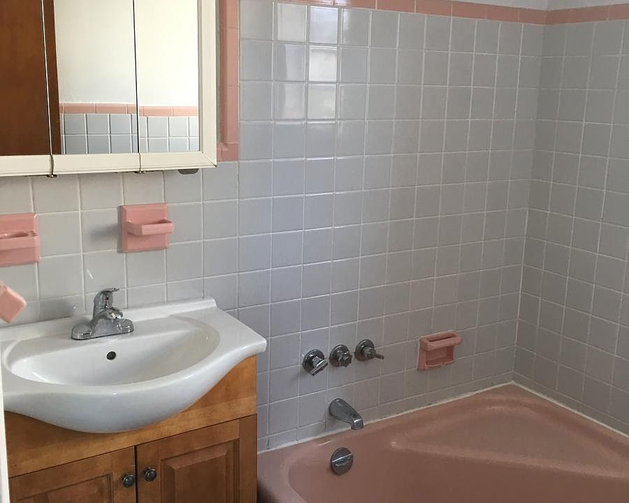 2nd image of 253 Boulevard #7