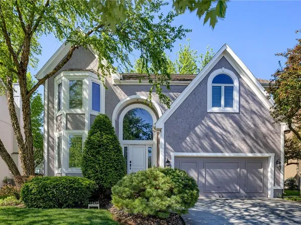 12452 Benson St, Overland Park, KS 66213