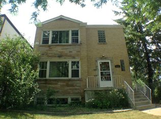 4731 Main St #2, Skokie, IL 60076