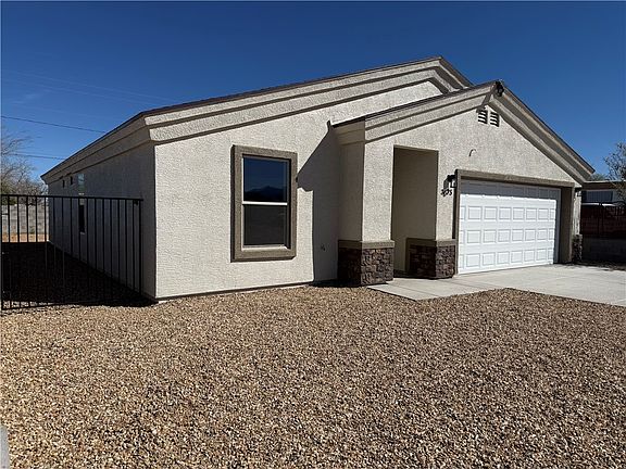 2nd image of 3675 E Ryan Avenue