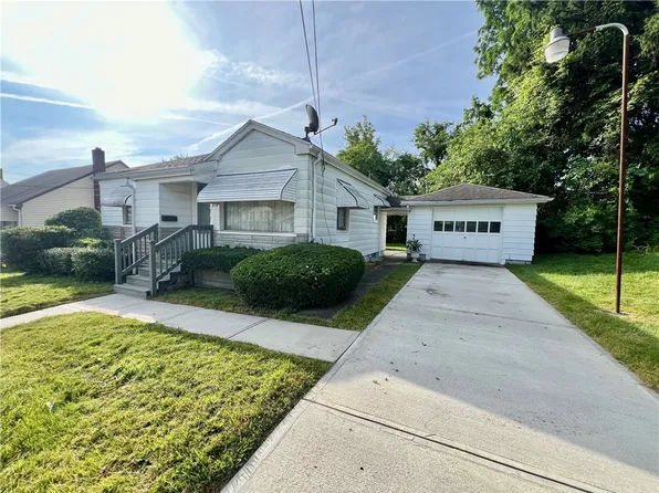 914 Hazel St, New Castle, PA 16101