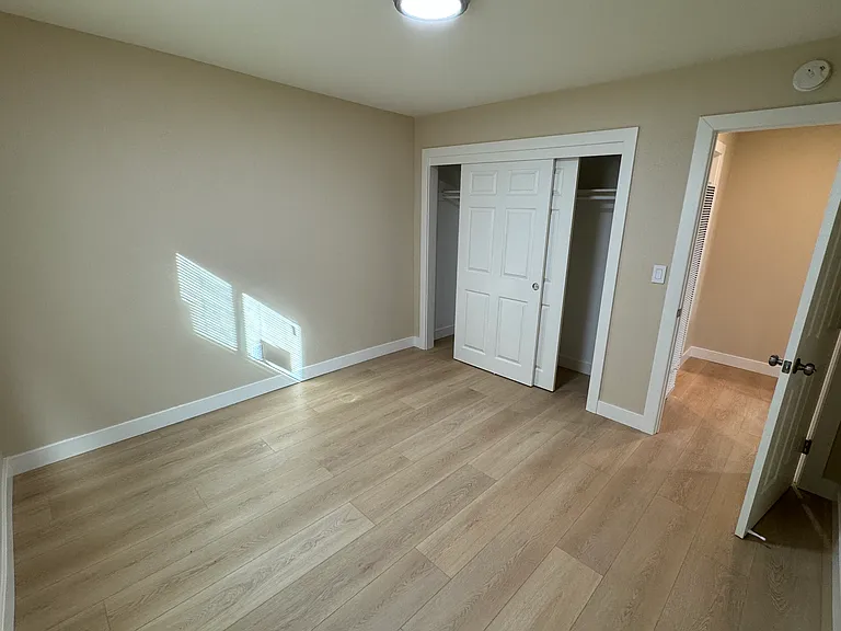 421 E William St #B — Photo 3