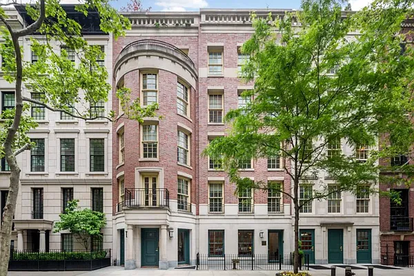 Rented by SERHANT. | media 36