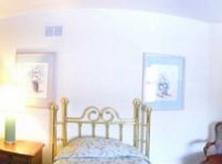 1500 Exeter Ln, South Elgin, IL 60177