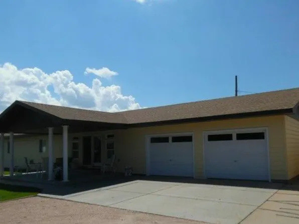 920 Eugene Ave, North Platte, NE 69101