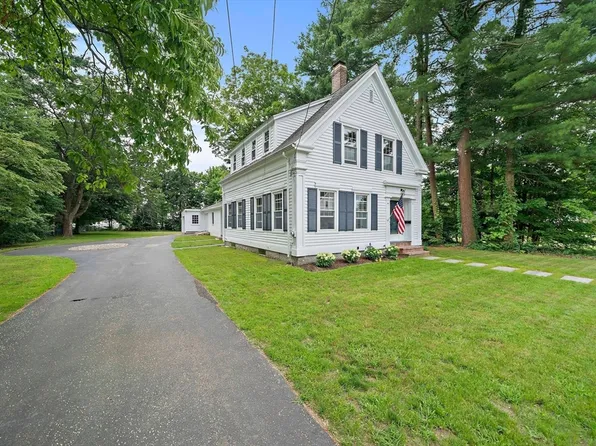 10 Bassett St, Foxboro, MA 02035