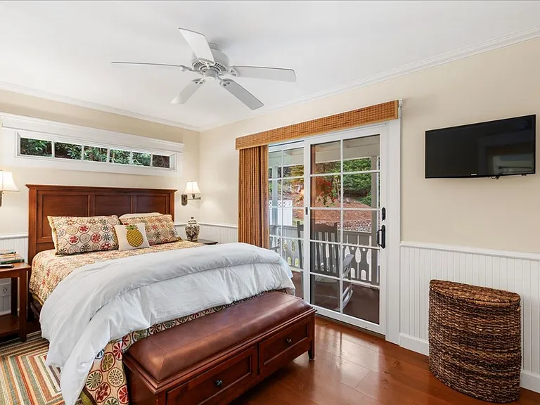 1615 Olinda Rd — Photo 18