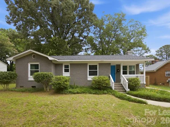 2727 Springway Dr, Charlotte, NC 28205