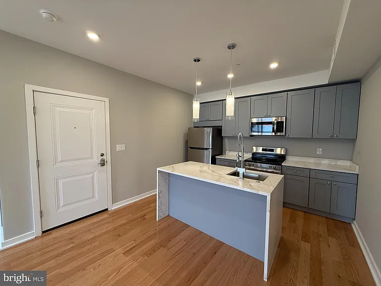 914 W Susquehanna Ave #18-2A — Photo 6