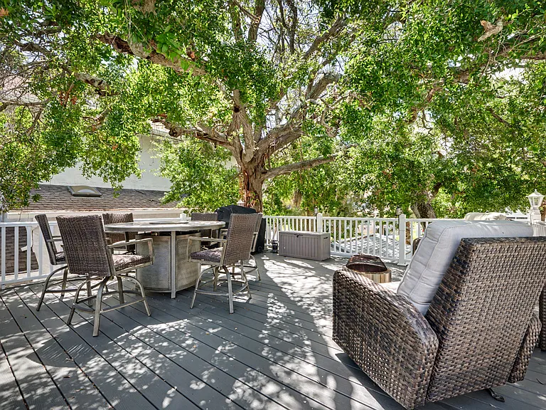 155 S Wild Olive Ave — Photo 36