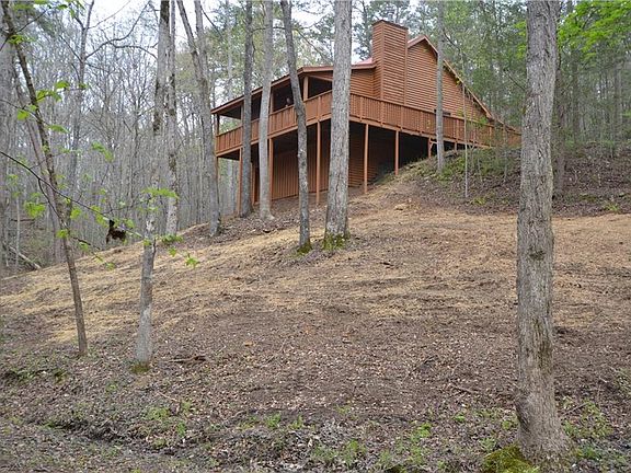 2nd image of 850 Valley Dr