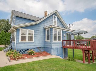 312 N Main St, Mayville, WI 53050