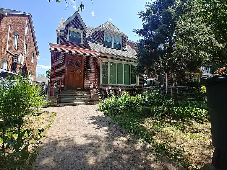 109-30 Park Ln S #1 — Photo 47
