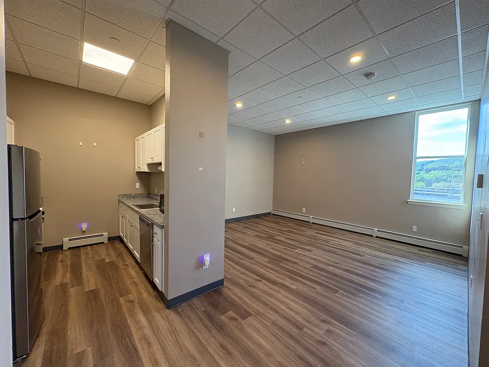 100 Church St #3B
