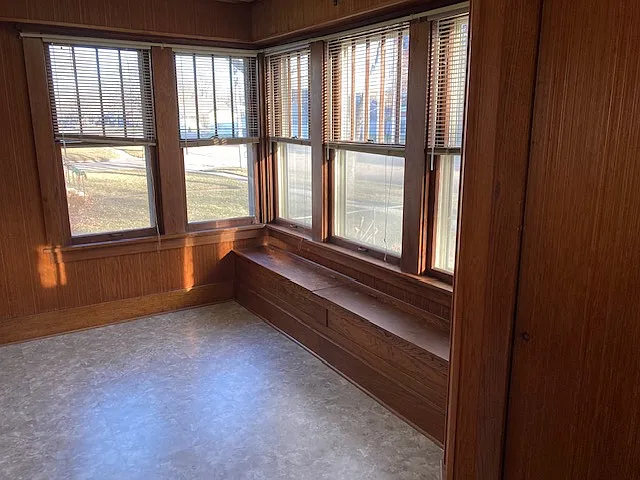 1408 W Koenig St — Photo 2