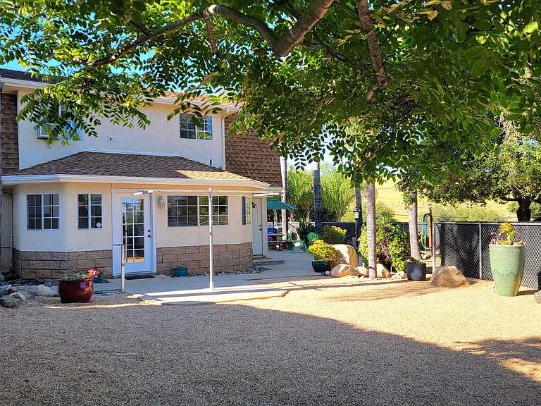 1033 S Ridge Dr — Photo 39
