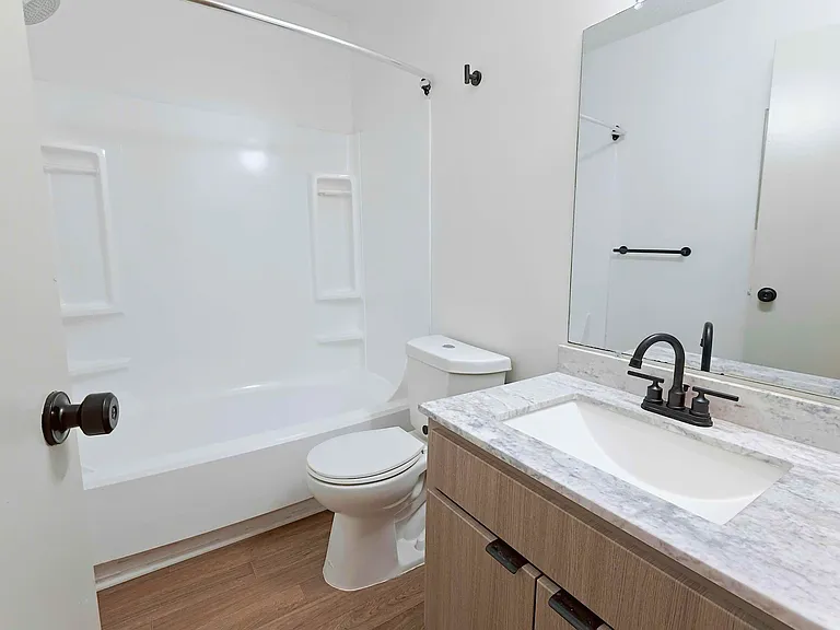 Enclave at North Point — Photo 77