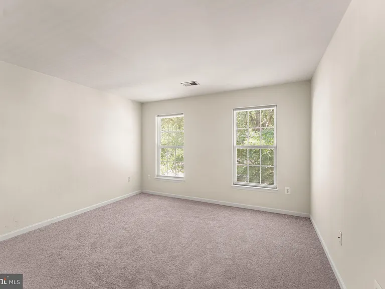 8309 Double Eagle St — Photo 46
