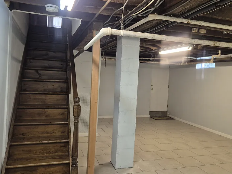 18-20 Somerville Rd #1 — Photo 15