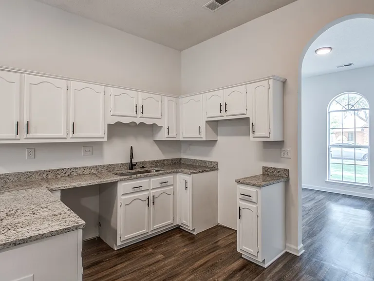 5624 Annandale Dr — Photo 20
