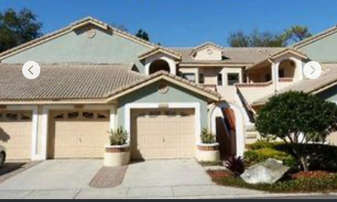 3 bed, 1200 sqft, $2,200 — Photo 2