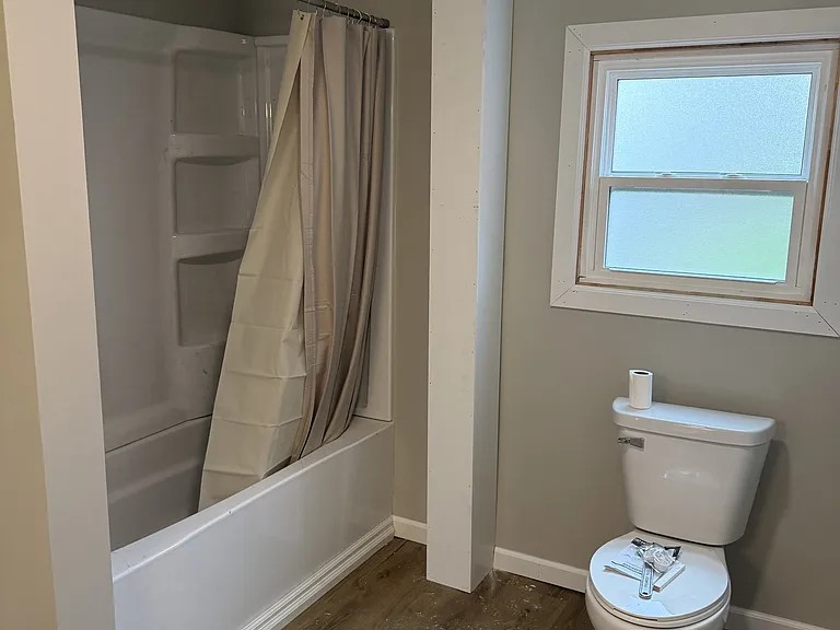722 N Elizabeth St — Photo 4