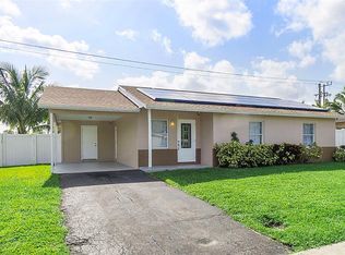 800 SW 81st Ter, North Lauderdale, FL 33068