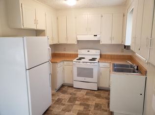 210 Possum Hollow Rd, Greenwood, SC 29646