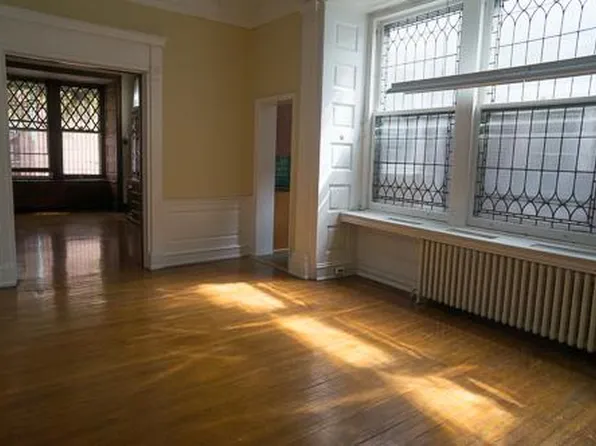 1825 Pine St APT 2R, Philadelphia, PA 19103