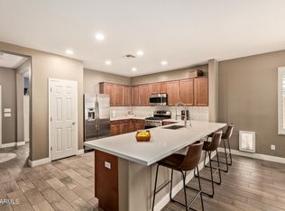 3295 E Castanets Dr, Gilbert, AZ 85298