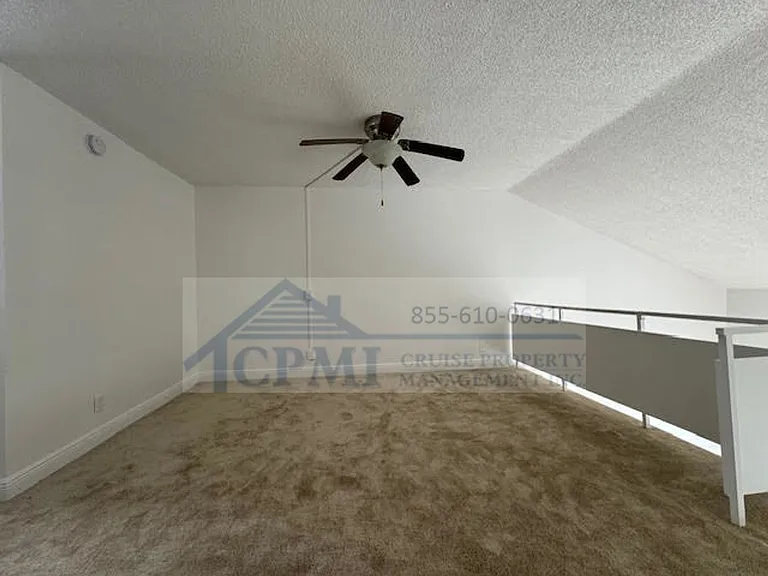 2930 Forest Hills Blvd — Photo 38